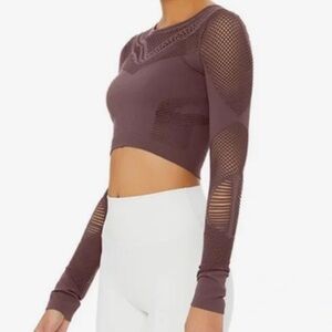 ALO Yoga siren Raisin Long Sleeve Crop Top XS